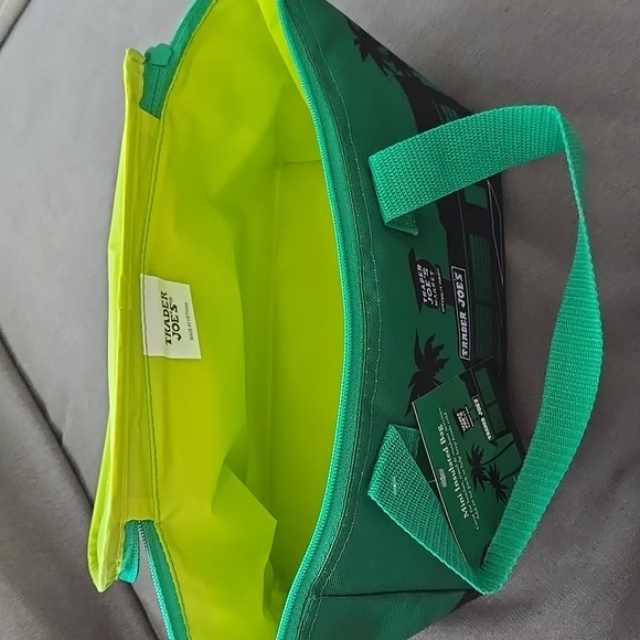 Trader Joe's  Mini Insulated Tote SOLD OUT IN STORE - Picture 2 of 3
